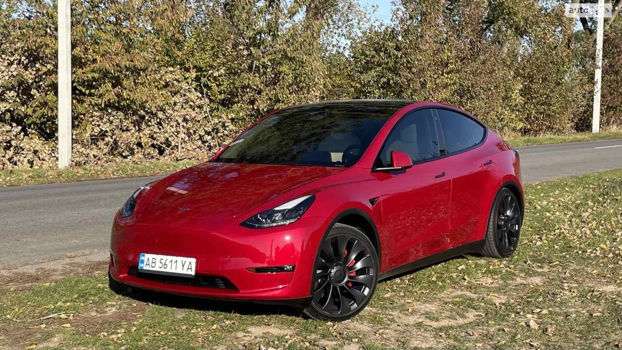 Tesla Model Y 2023
