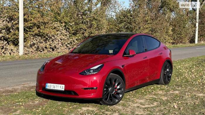 Tesla Model Y 2023