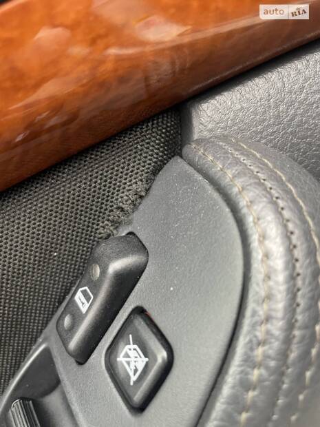 Ремонт сидіння