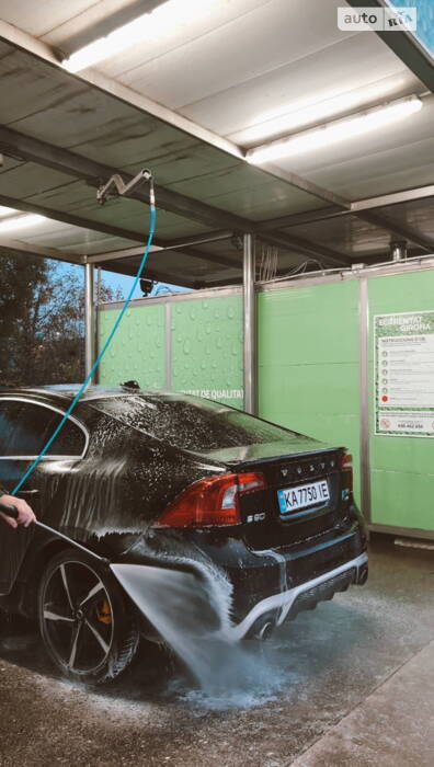 Перша мийка Volvo в Іспанії (Європі)