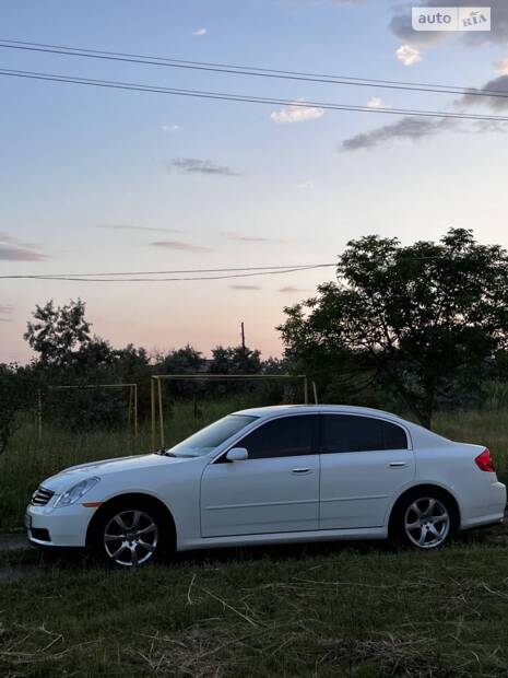 Infiniti G35 2005