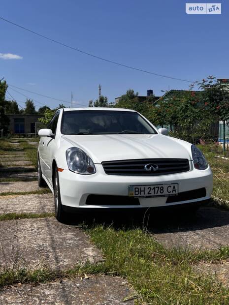 Infiniti G35 2005