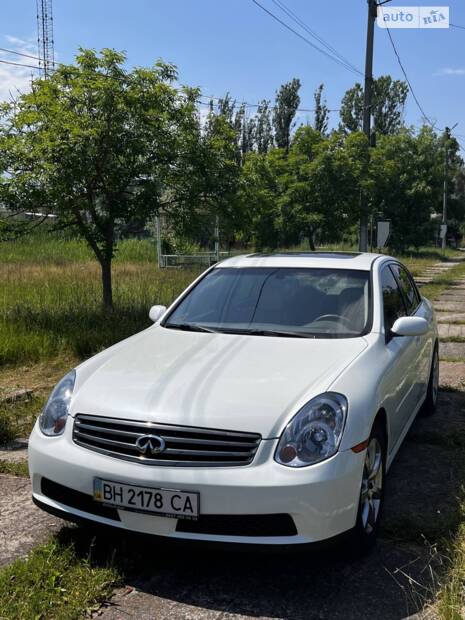 Infiniti G35 2005