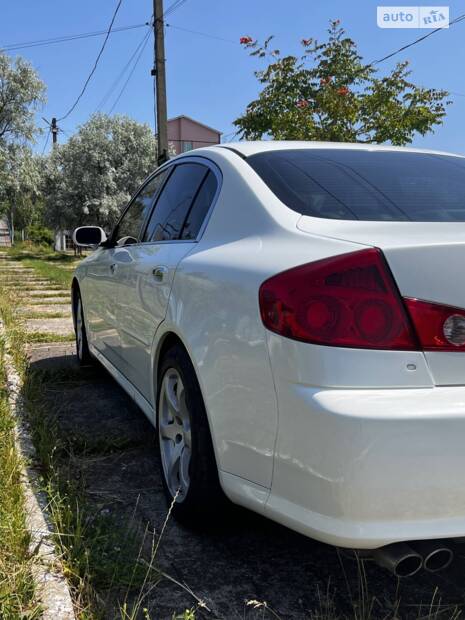 Infiniti G35 2005