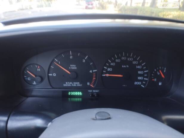 Dodge Caravan 1998
