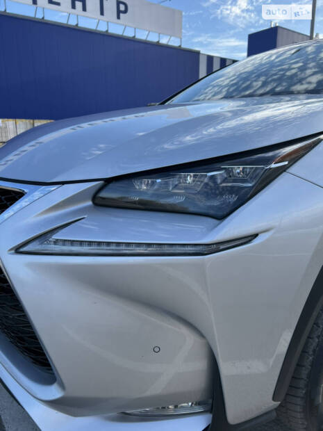 Lexus NX 2015