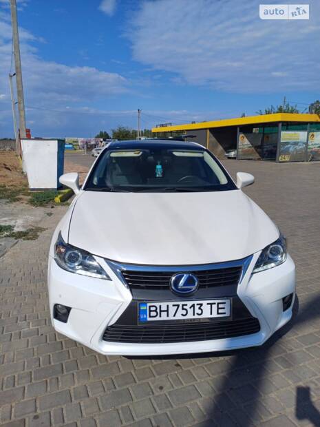 Lexus CT 2015