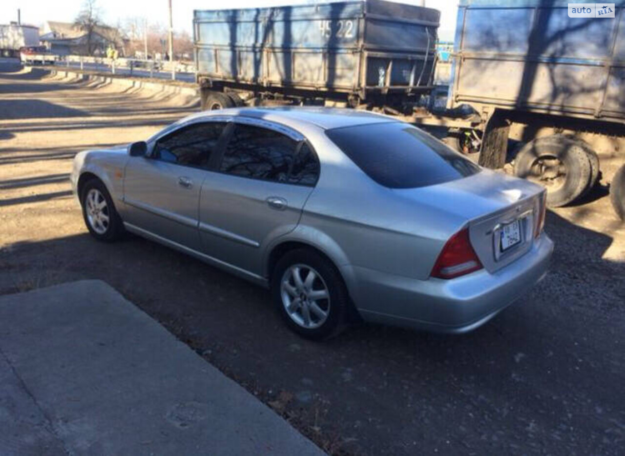 Chevrolet Evanda 2002