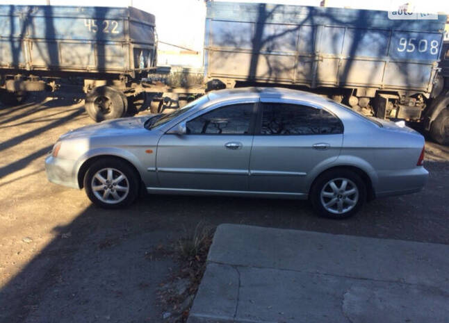 Chevrolet Evanda 2002