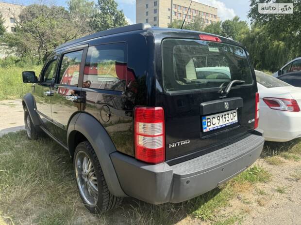 Dodge Nitro 2007