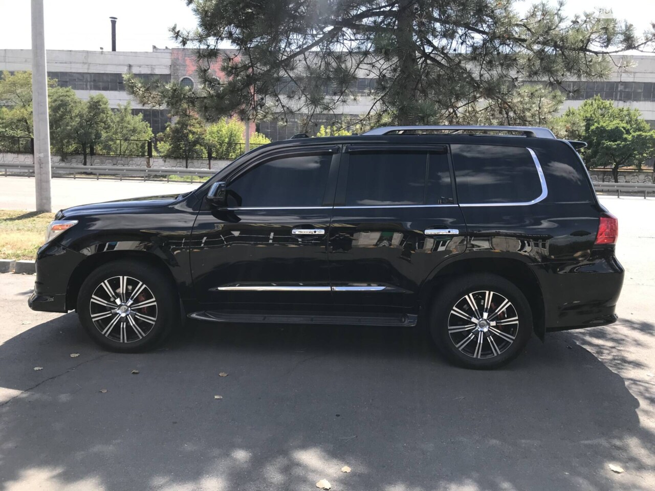 Lexus LX 2008