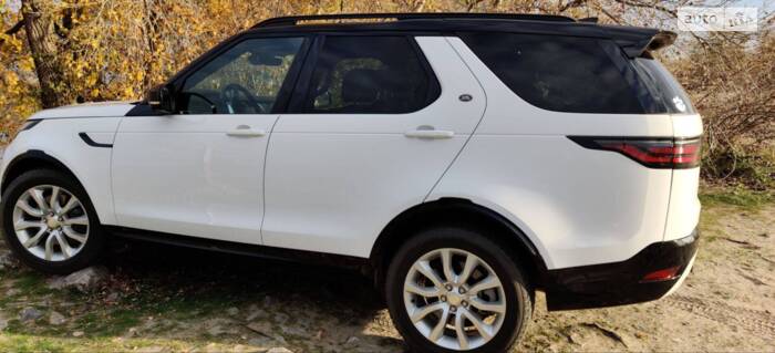 Land Rover Discovery 2021