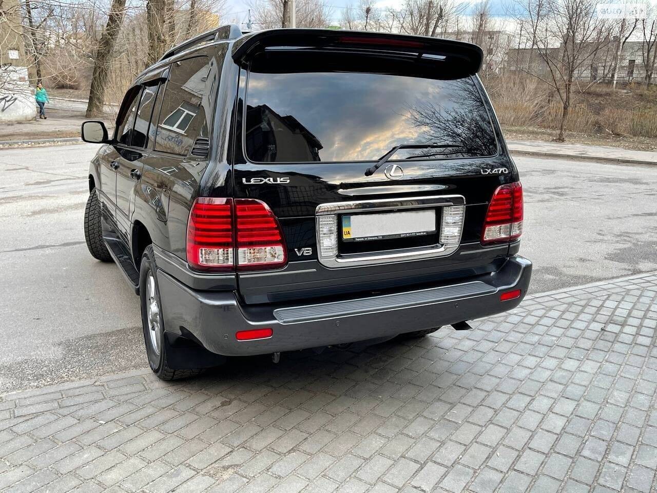 Lexus LX 2006