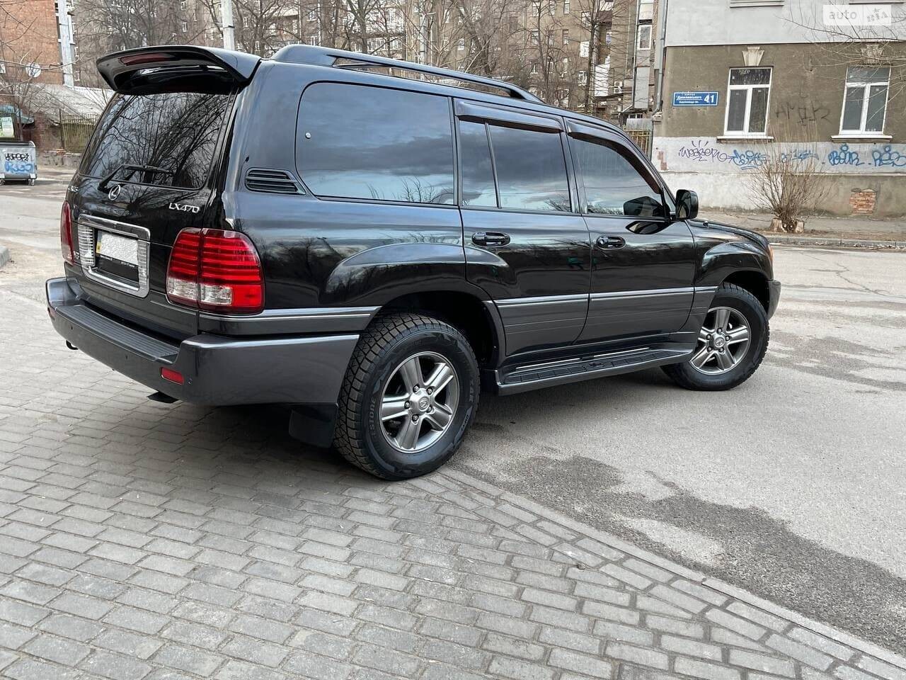 Lexus LX 2006