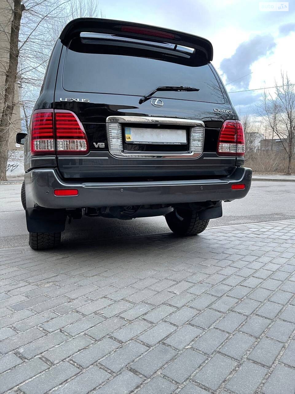 Lexus LX 2006