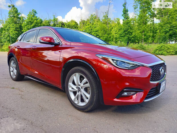 Infiniti QX30 2016