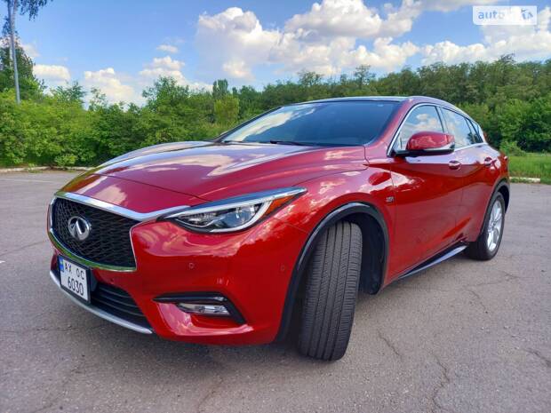 Infiniti QX30 2016