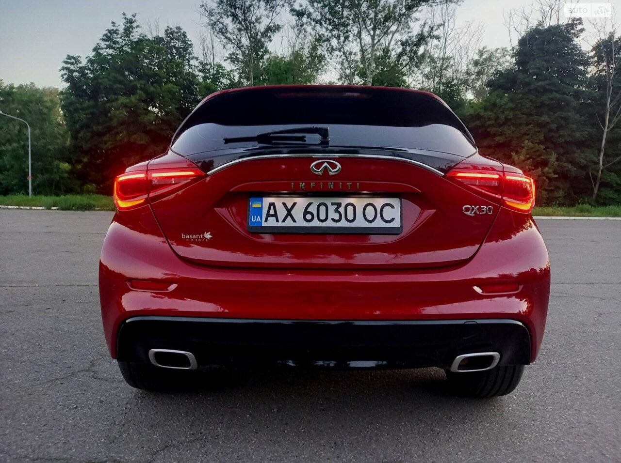 Infiniti QX30 2016