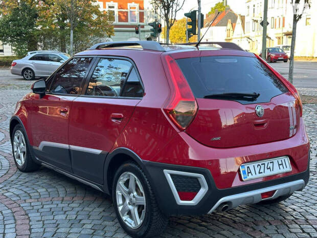 MG 3 Cross 2013