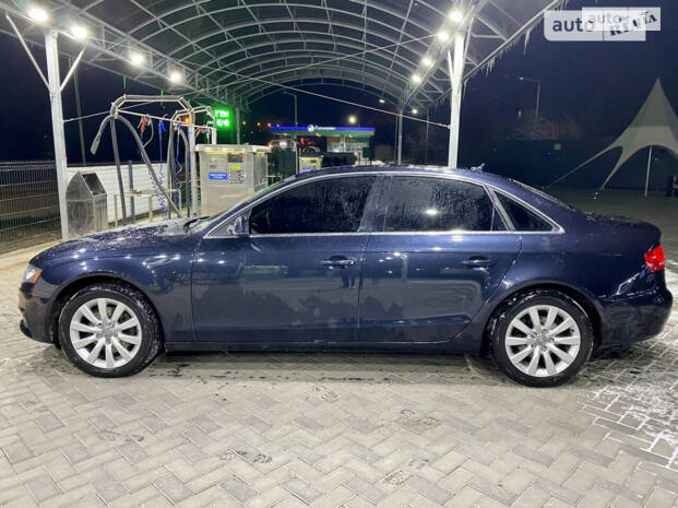 Audi A4 2011