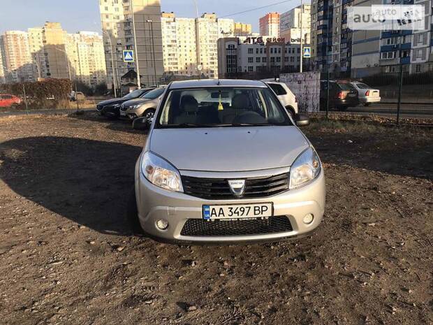 Dacia Sandero 2009