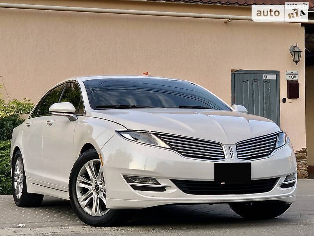 Lincoln MKZ 2014