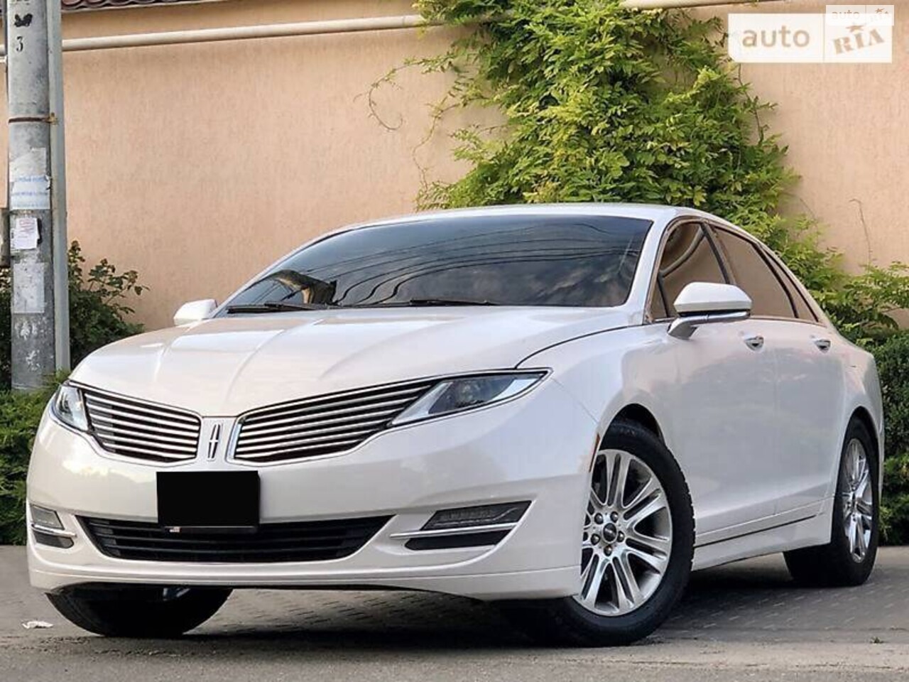 Lincoln MKZ 2014