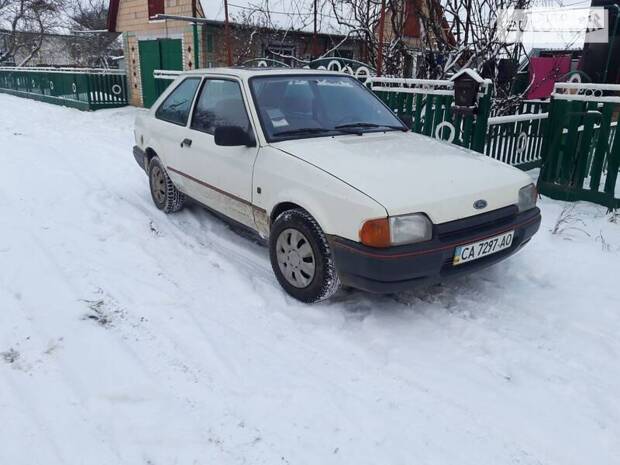 Ford Escort 1989