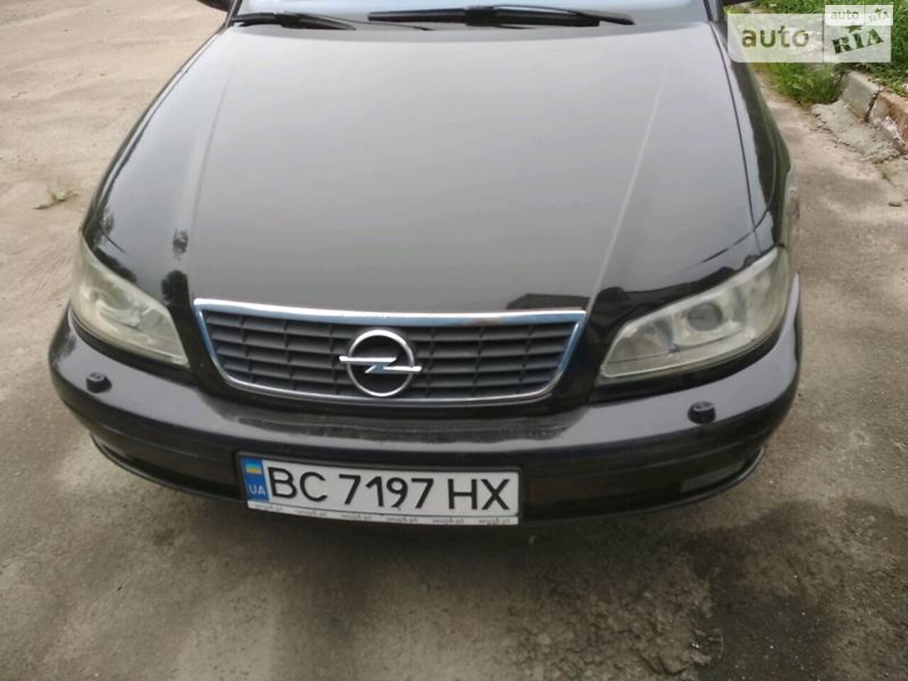 Opel Omega 2003