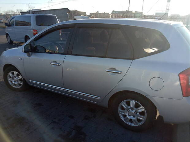 Kia Carens 2008