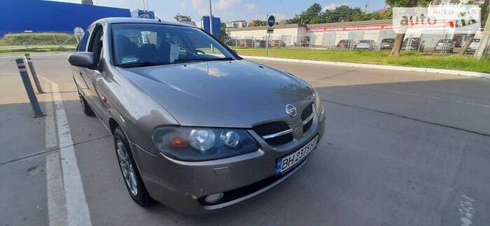 Nissan Almera 2005