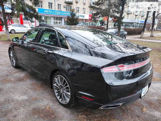 Lincoln MKZ 2014