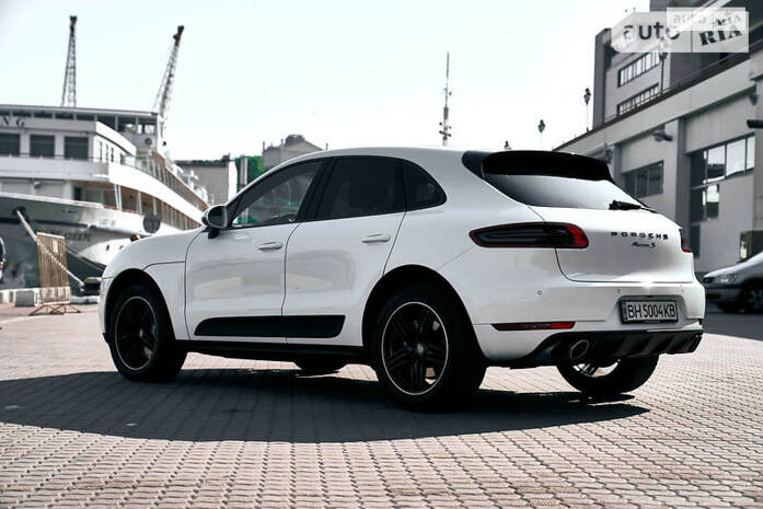 Porsche Macan 2015