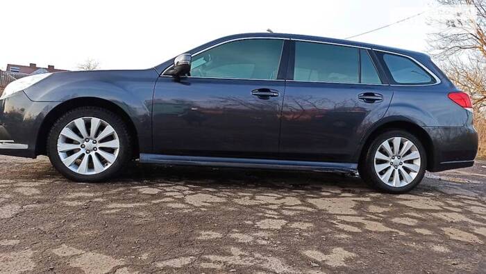 Subaru Legacy 2013