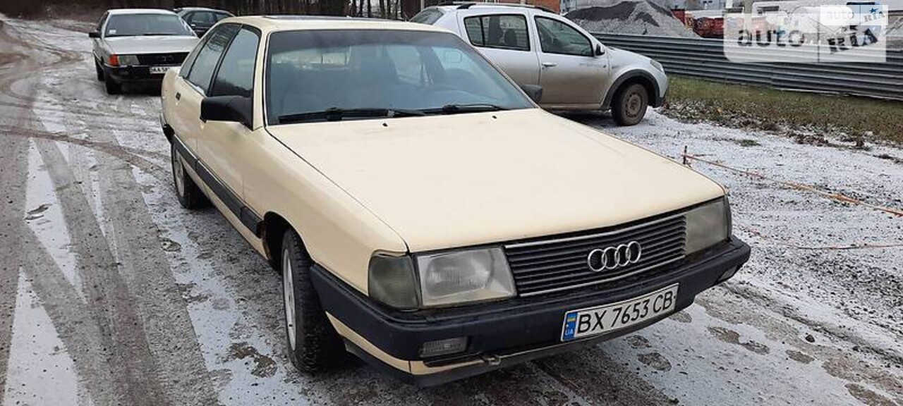 Audi 100 1983