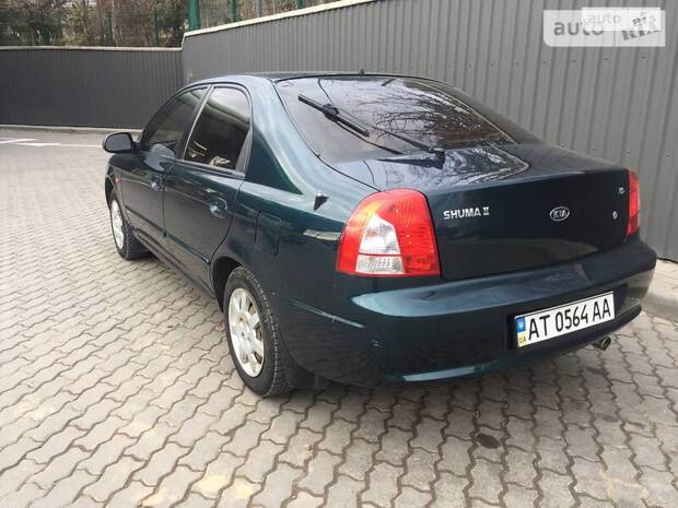 Kia Shuma 2004