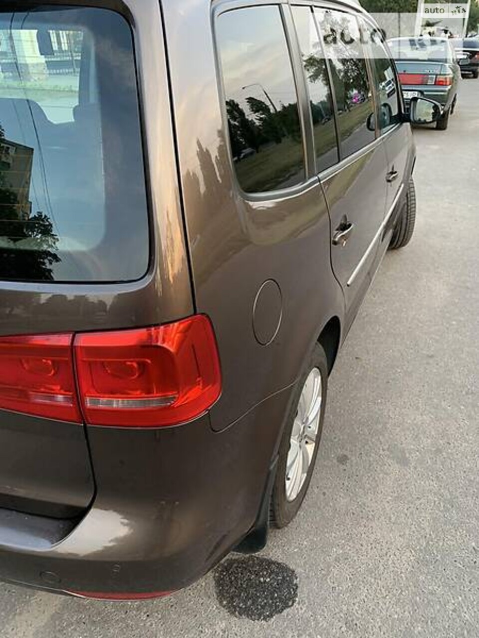 Volkswagen Touran 2011