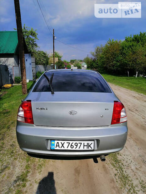 Kia Shuma 2004