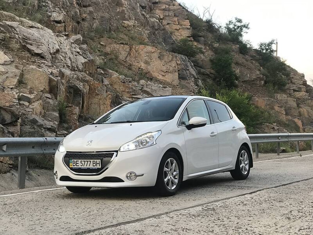 Peugeot 208 2013