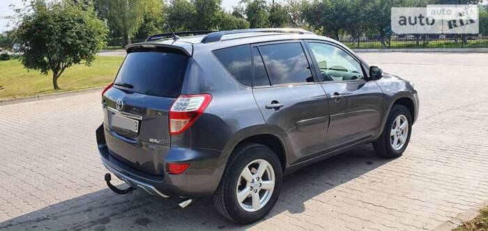Toyota RAV4 2012