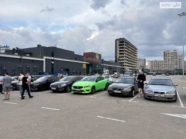 Volvo Family Ukraine здибанка посеред тижня
