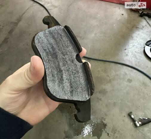 Свап тормозів передніх 316 на 328, планове ТО, перехід на нову оливу та ходовочка