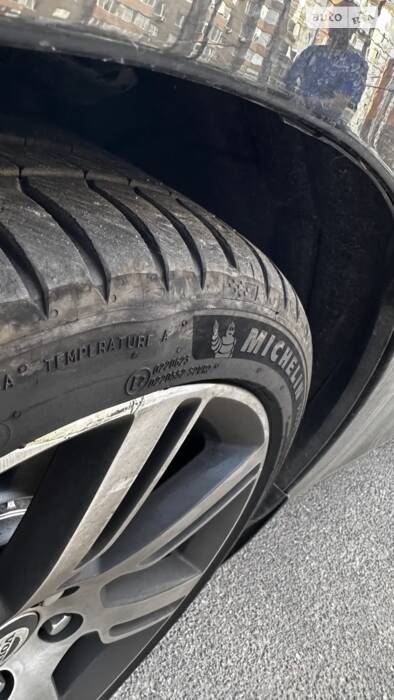 І знову я на жовтих дисках ... плачу ?