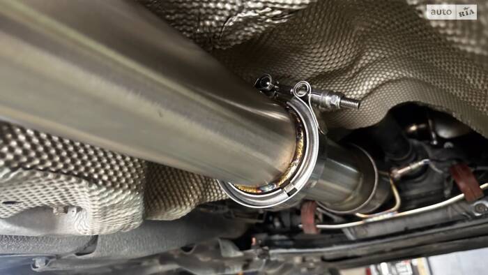 Нарешті, правильний вихлоп, усунення американських рук в моєму Volvo S60 // Даунпайп, спорткат, резонатор