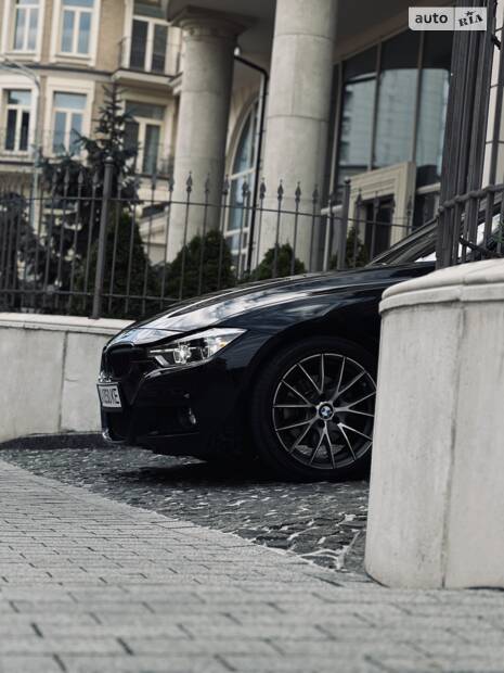 BMW 3 Series '328'