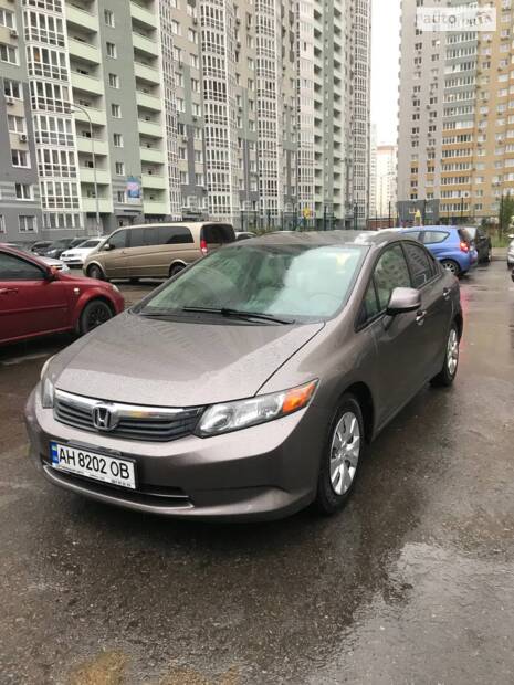 Декілька слів про цю красуню - Honda Civic (IX gen) 1.8