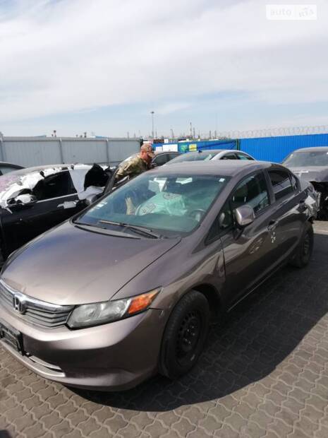 Декілька слів про цю красуню - Honda Civic (IX gen) 1.8