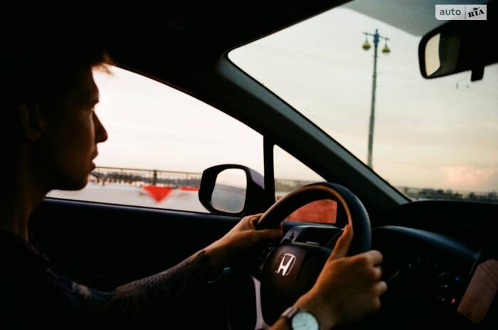 Декілька слів про цю красуню - Honda Civic (IX gen) 1.8