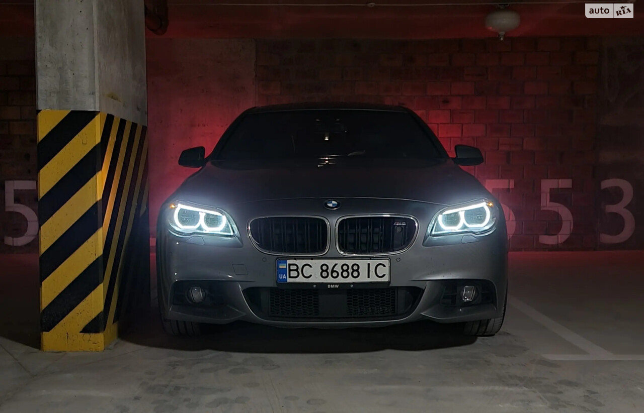 BMW 5 Series 2012