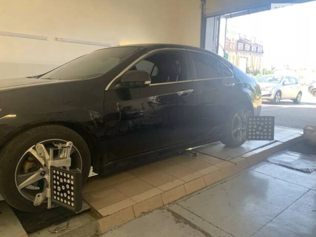 Планова перевірка ходової частини авто і розвал/сходження у Павла Рубана 